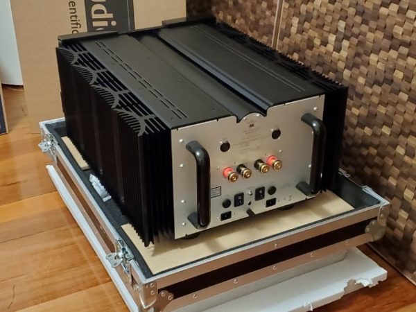 gryphon memphisto back
